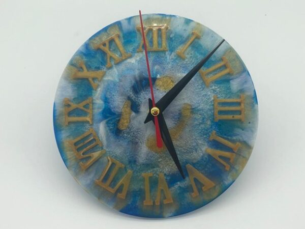 6.5” Resin Clock (battery included)